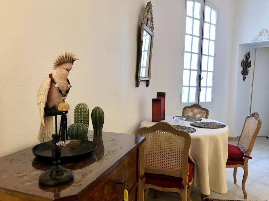 Ulysse, Appartement Spacieux Au Centre Historique D'Uzes En Rez-De-Chaussee Avec Exterieur, Proche Parking Des Marroniers Экстерьер фото