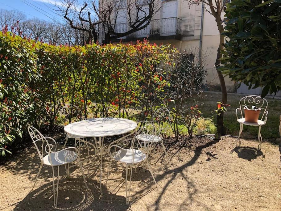 Ulysse, Appartement Spacieux Au Centre Historique D'Uzes En Rez-De-Chaussee Avec Exterieur, Proche Parking Des Marroniers Экстерьер фото